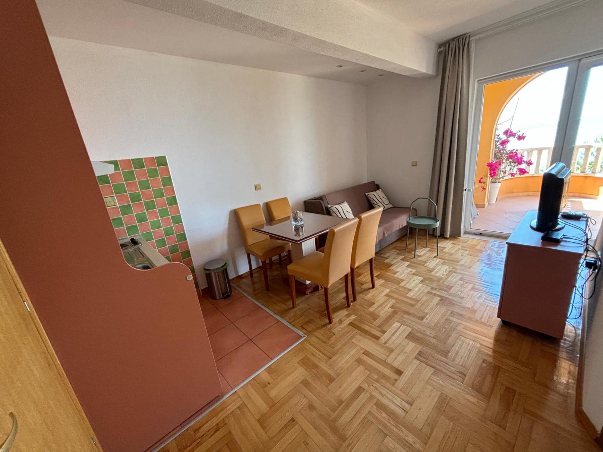 Villa Spomenka พอดโกรา ภายนอก รูปภาพ