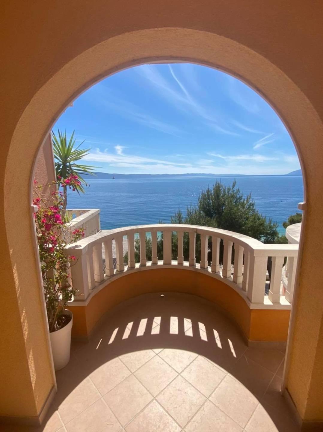 Villa Spomenka พอดโกรา ภายนอก รูปภาพ